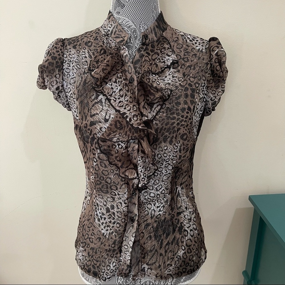 forever 21 leopard  ruffled collar blouse size s